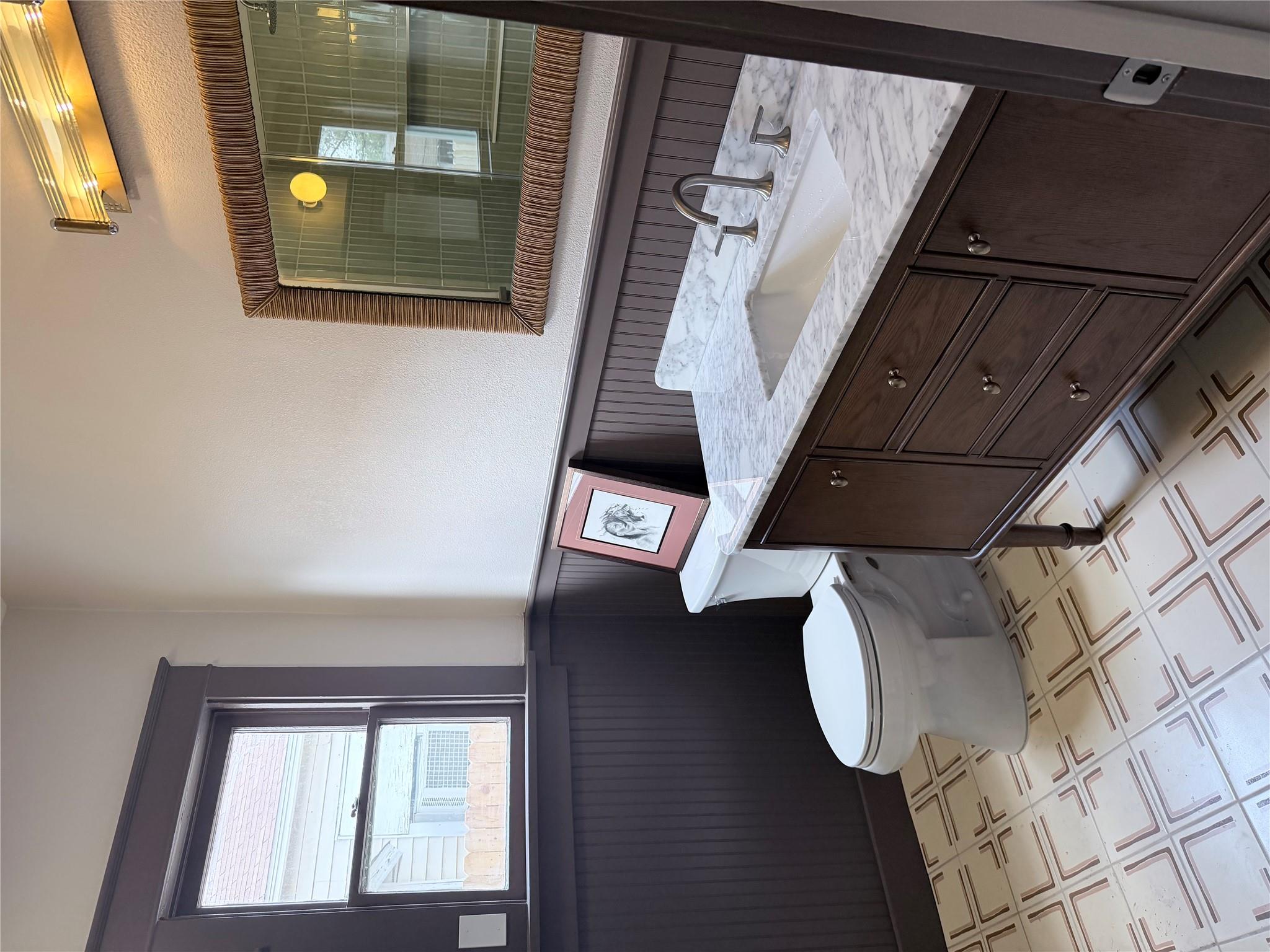 1914 W Magnolia Ave, San Antonio, TX 78201