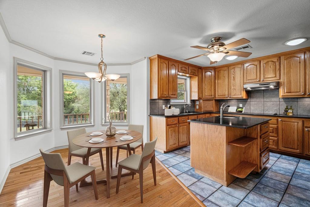 1703 Wofford Dr, Burnet, TX 78611