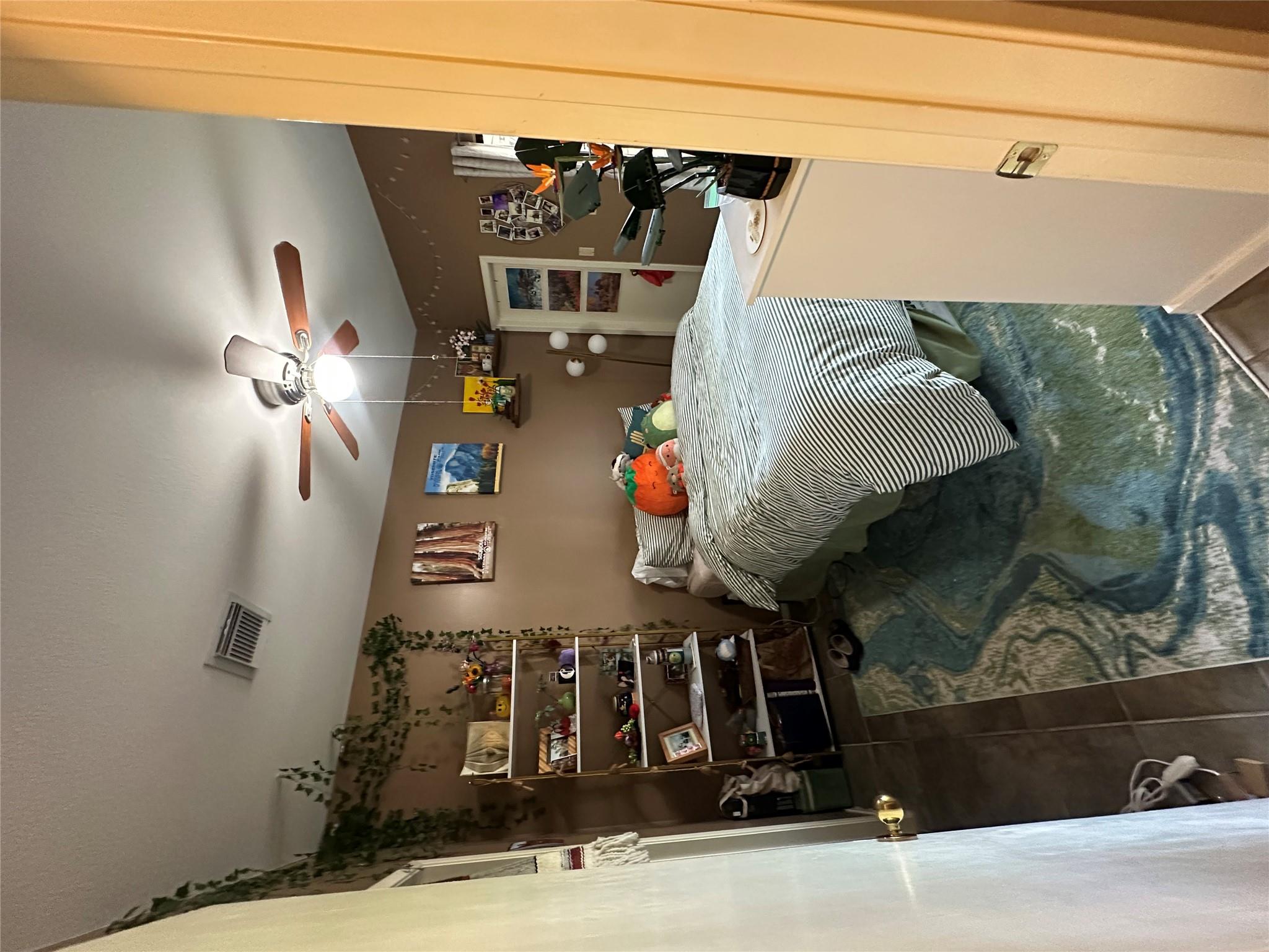 106 E 30th St # 203, Austin, TX 78705