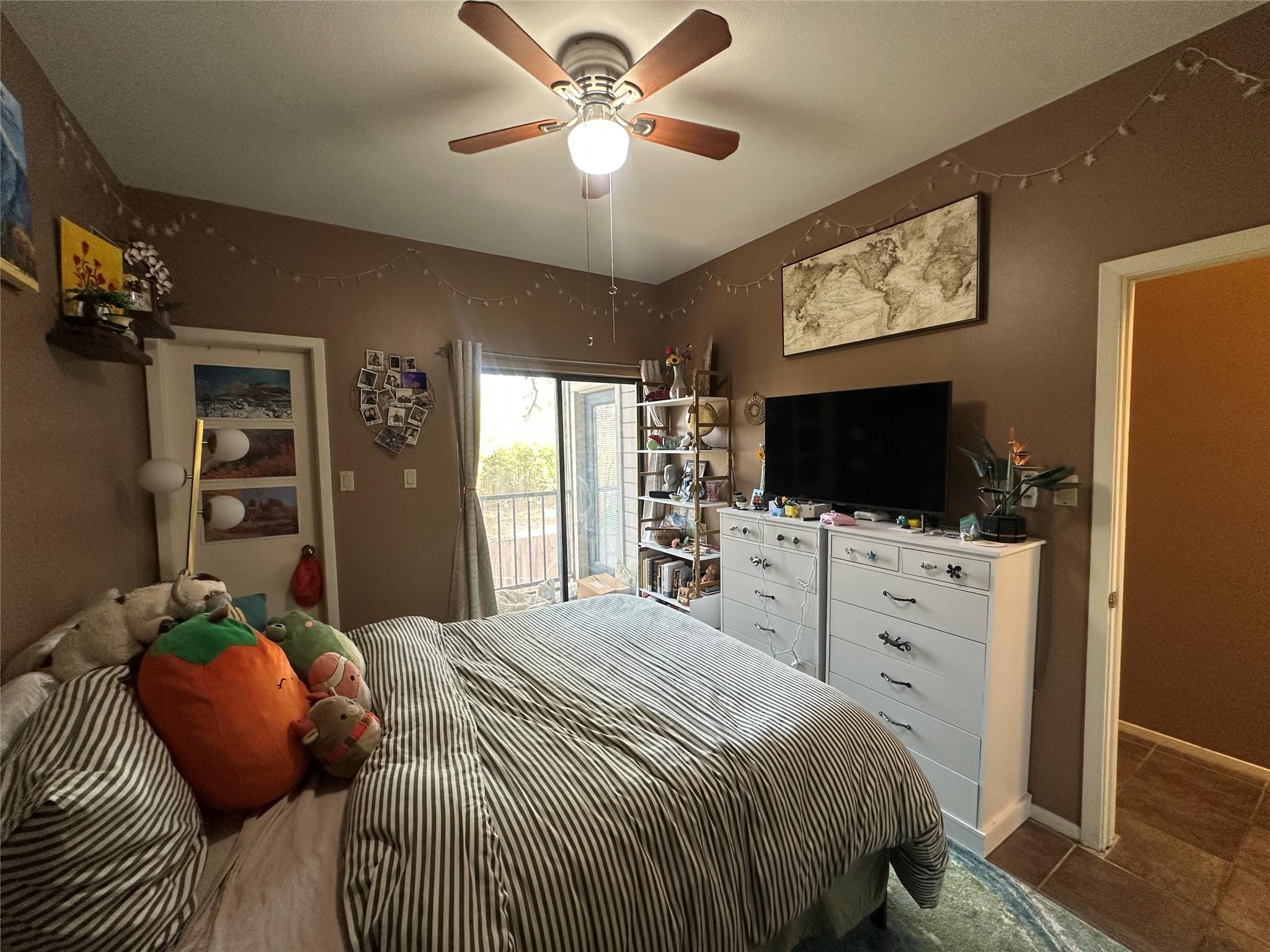 106 E 30th St # 203, Austin, TX 78705