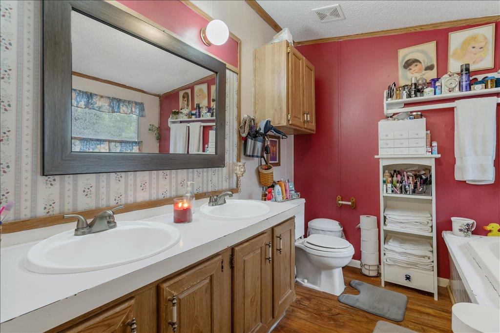 101 County Road 288, Liberty Hill, TX 78642