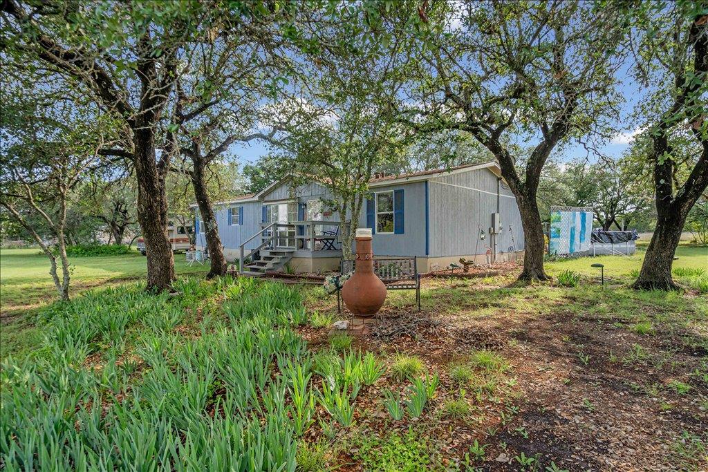 101 County Road 288, Liberty Hill, TX 78642