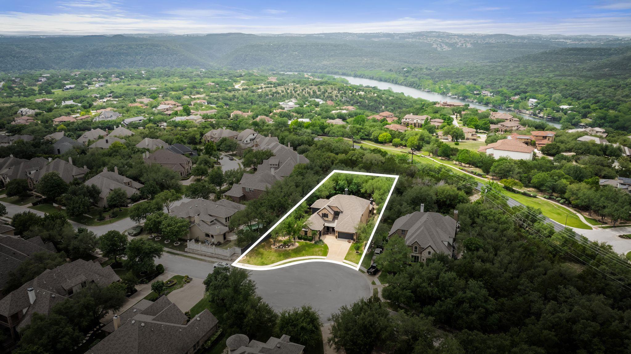 208 Santaluz Ln, Austin, TX 78732