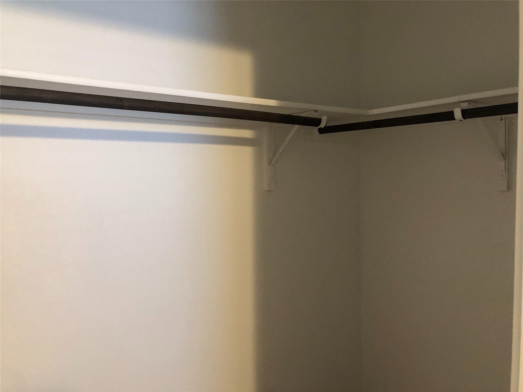 519 Twisted Oaks Ln, Buda, TX 78610