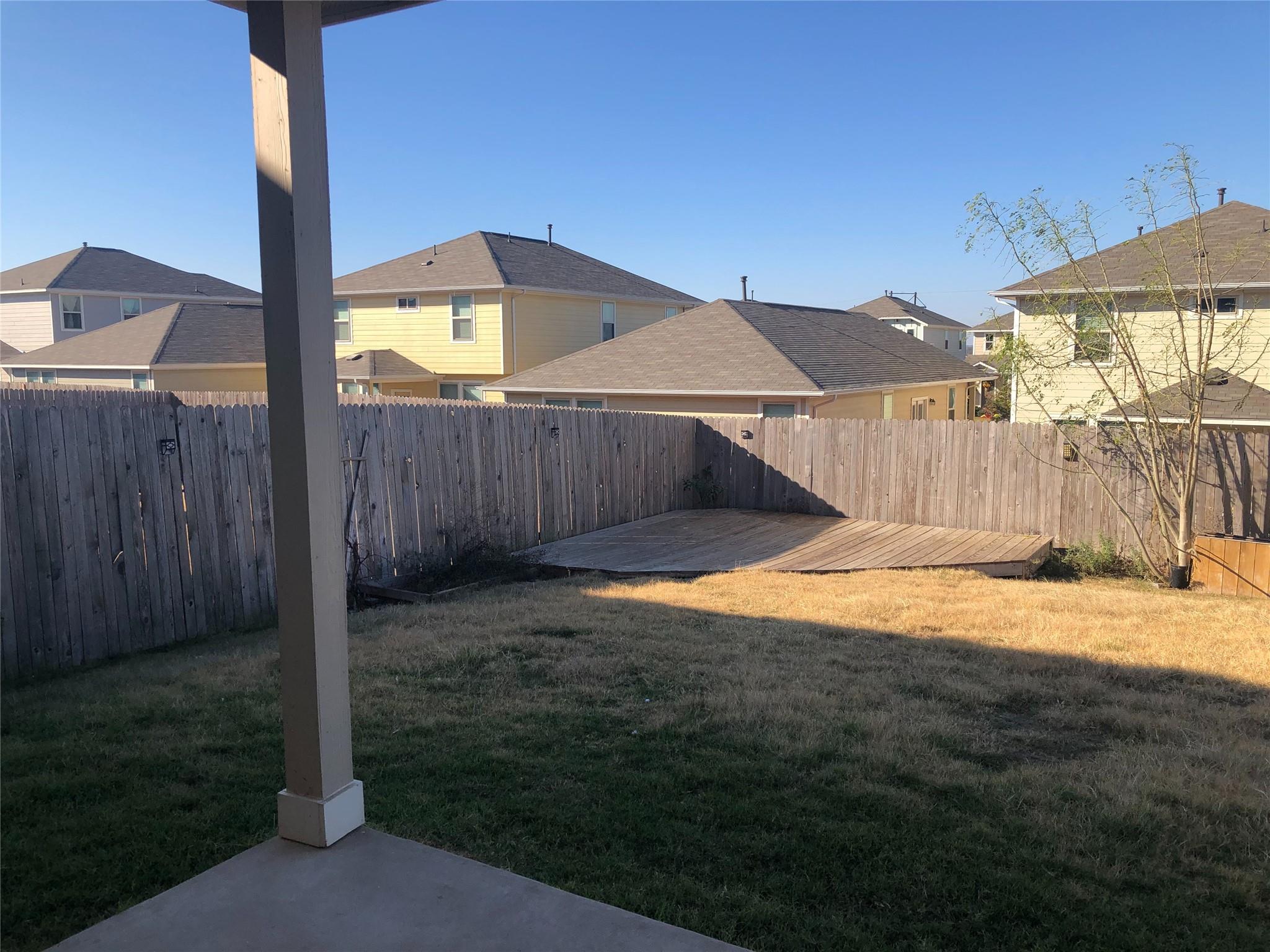 519 Twisted Oaks Ln, Buda, TX 78610