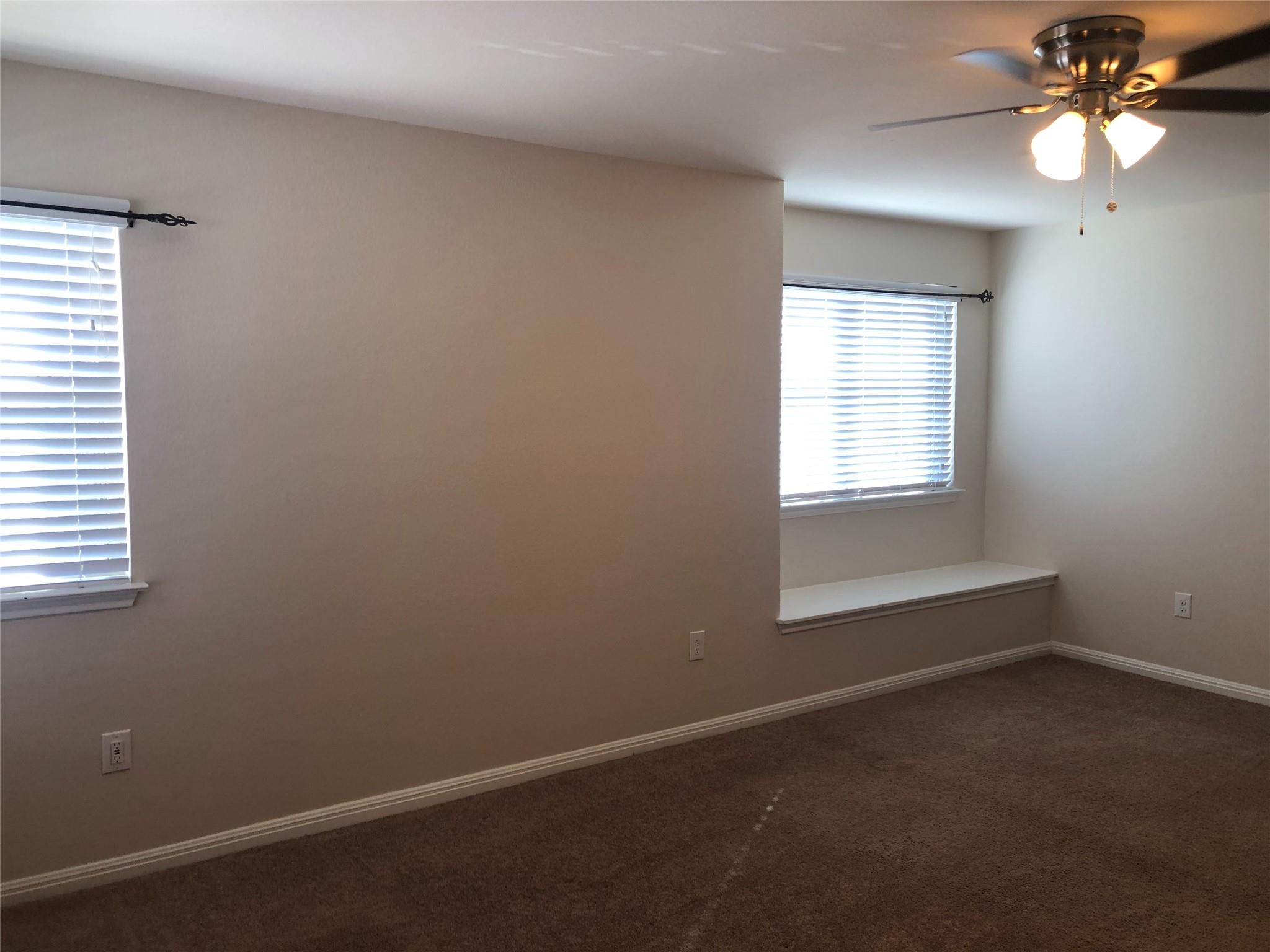 519 Twisted Oaks Ln, Buda, TX 78610