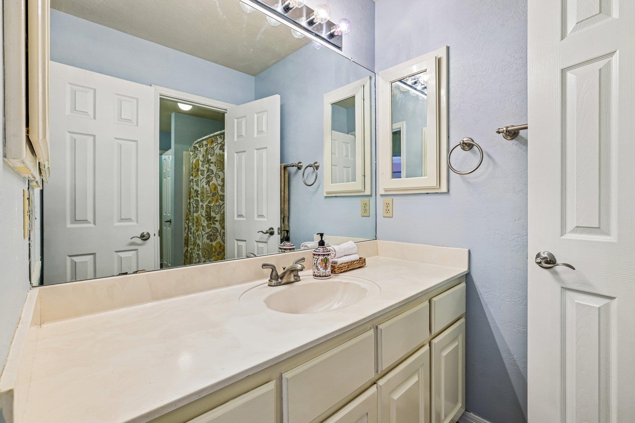 3917 Trout Dr, Austin, TX 78749