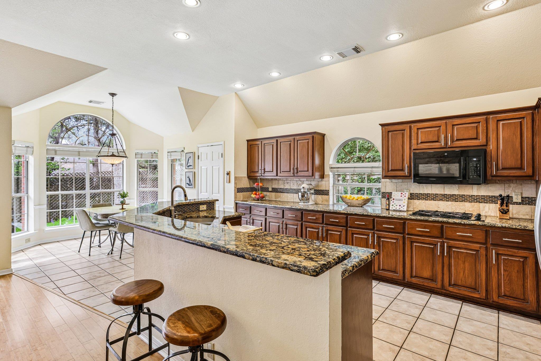 3917 Trout Dr, Austin, TX 78749