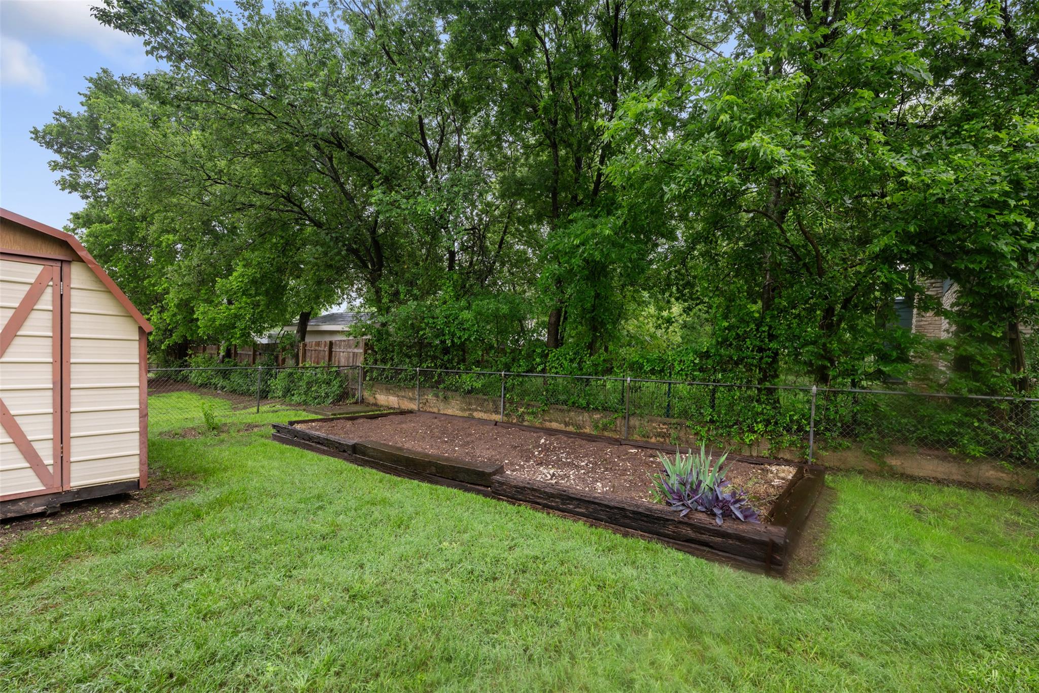 11309 Hilltop St, Austin, TX 78753