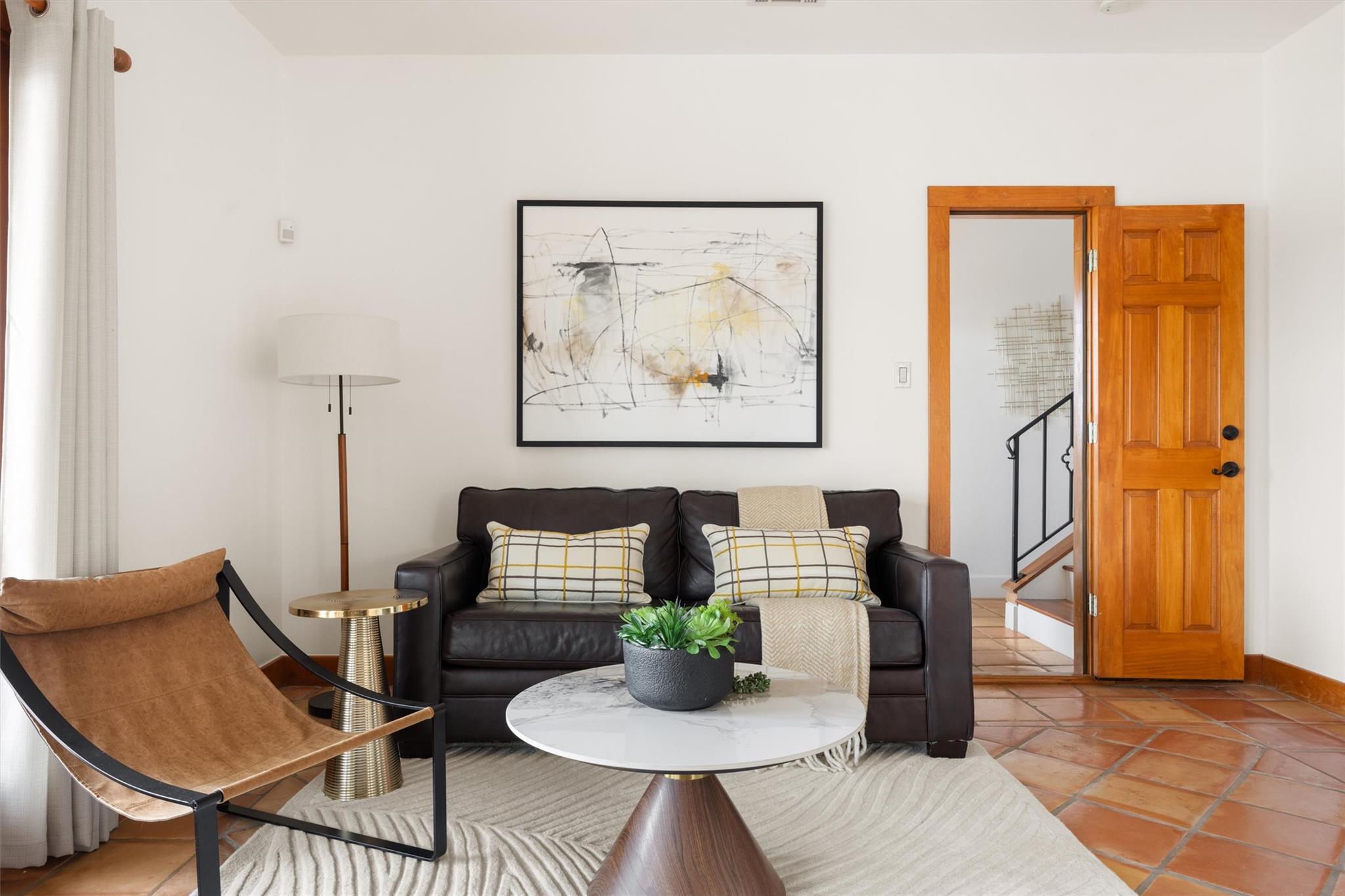 1600 Las Entradas Dr, Spicewood, TX 78669