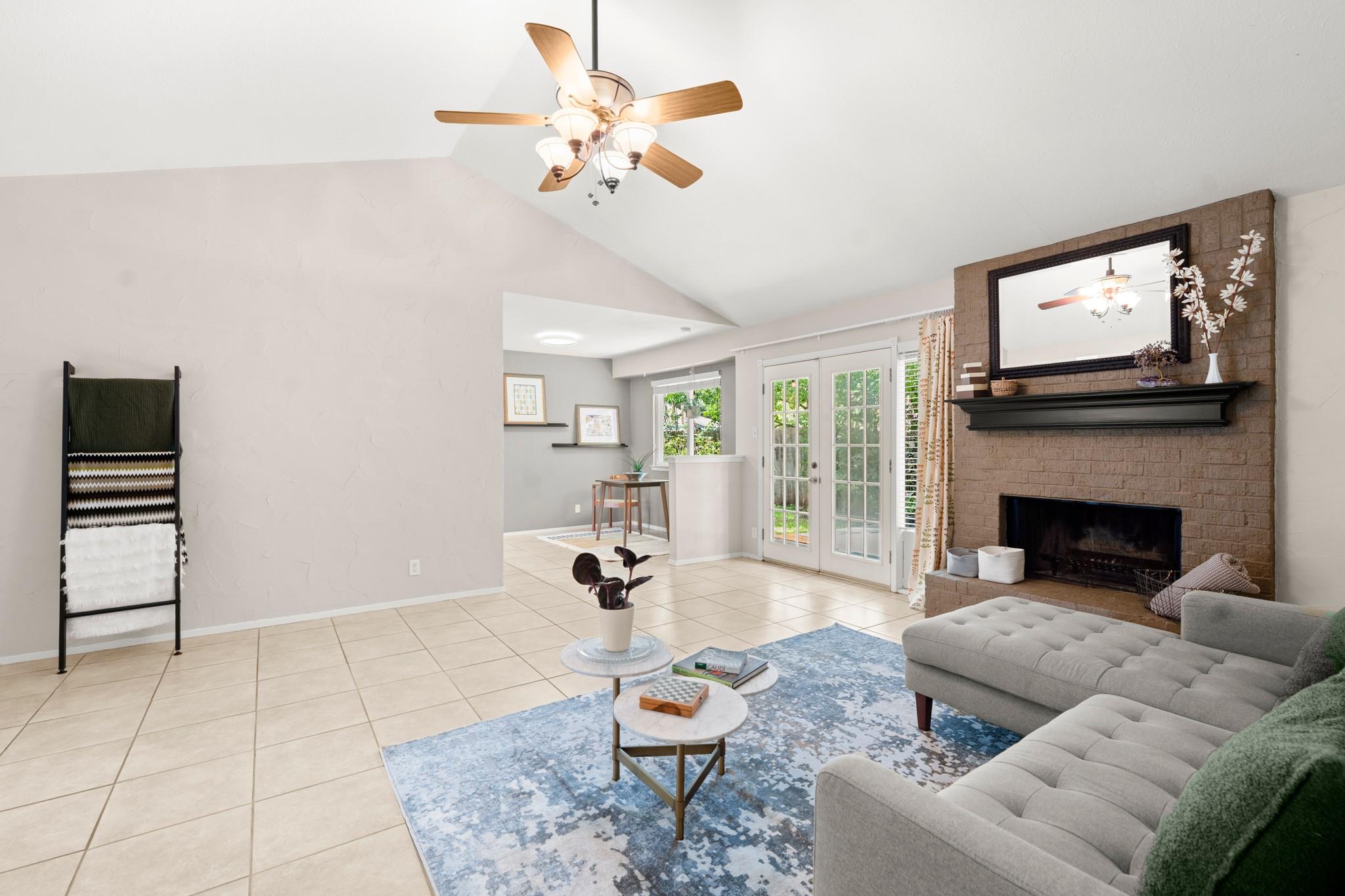8914 Sparkling Creek Dr, Austin, TX 78729