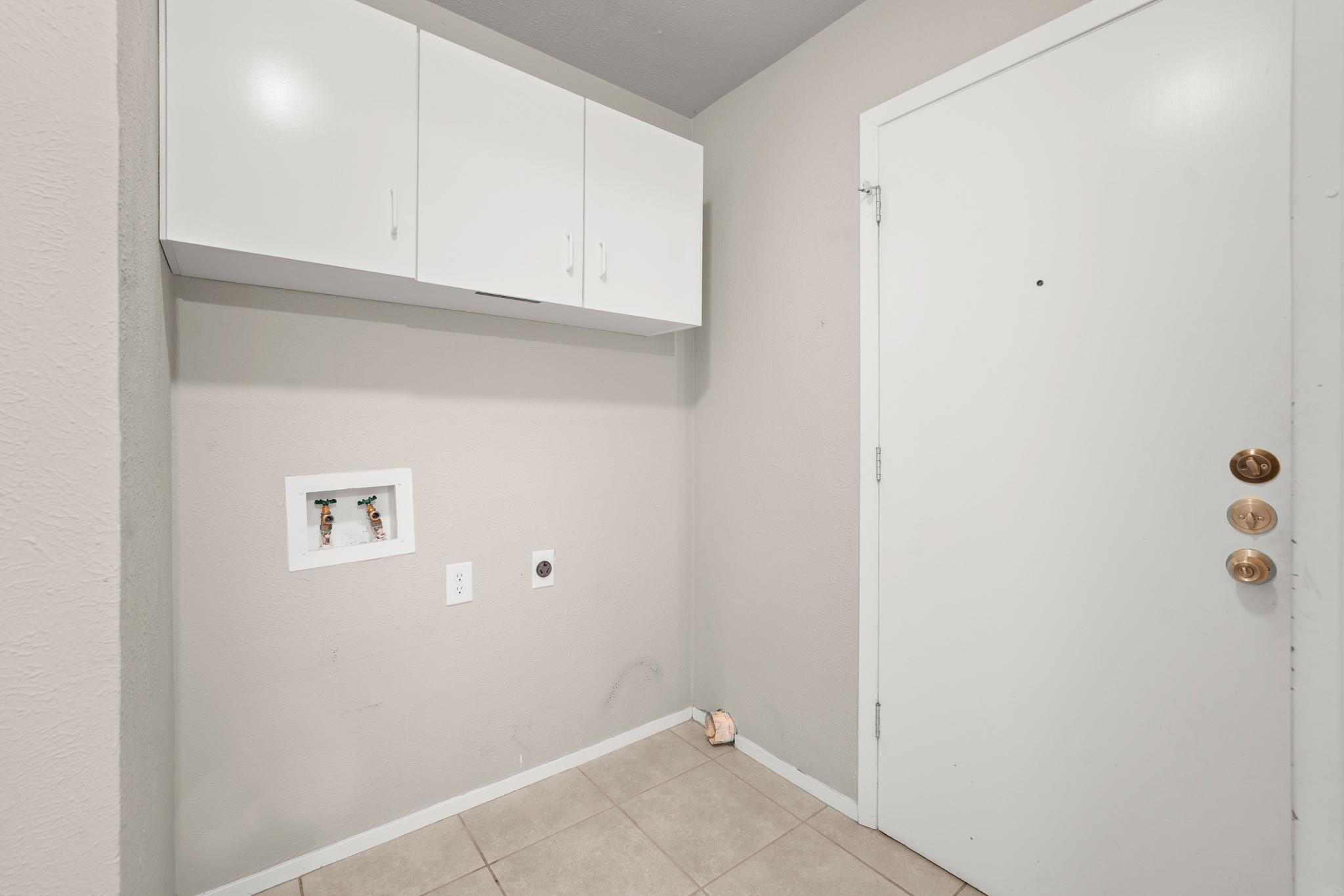 8914 Sparkling Creek Dr, Austin, TX 78729