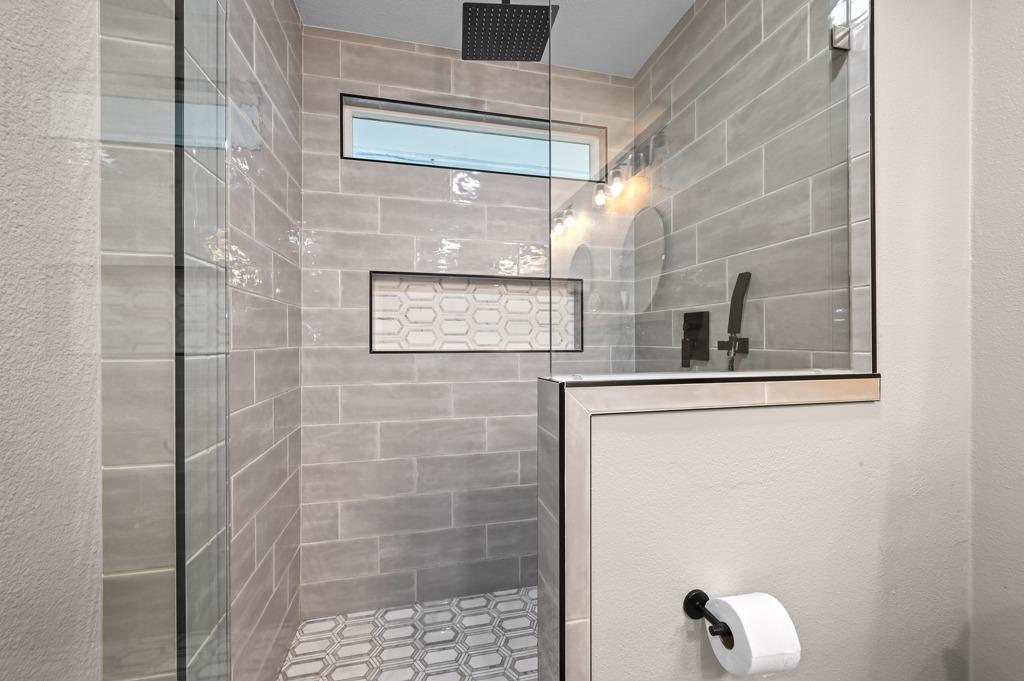 2101 Airole Way # B, Austin, TX 78704