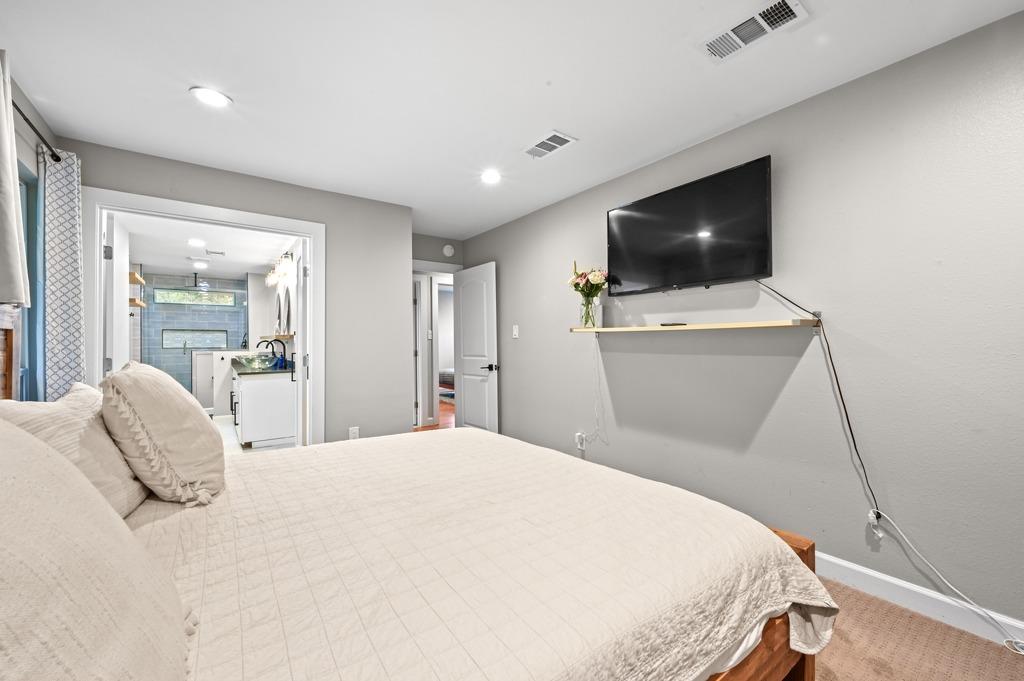 2101 Airole Way # B, Austin, TX 78704