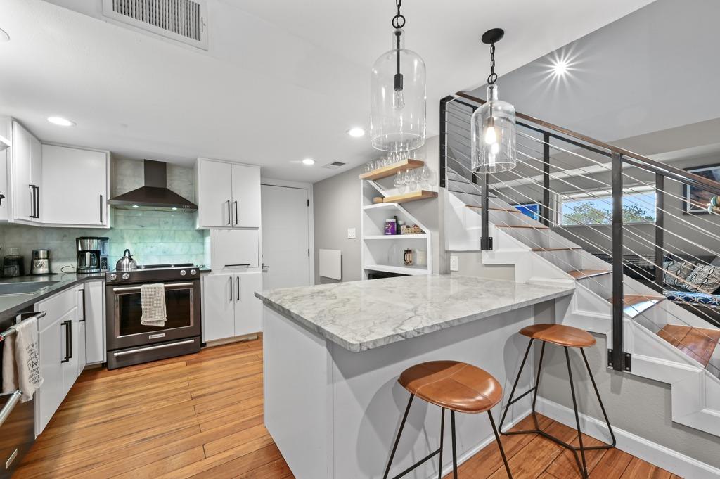 2101 Airole Way # B, Austin, TX 78704