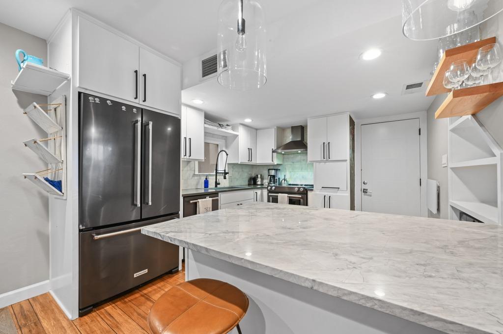 2101 Airole Way # B, Austin, TX 78704