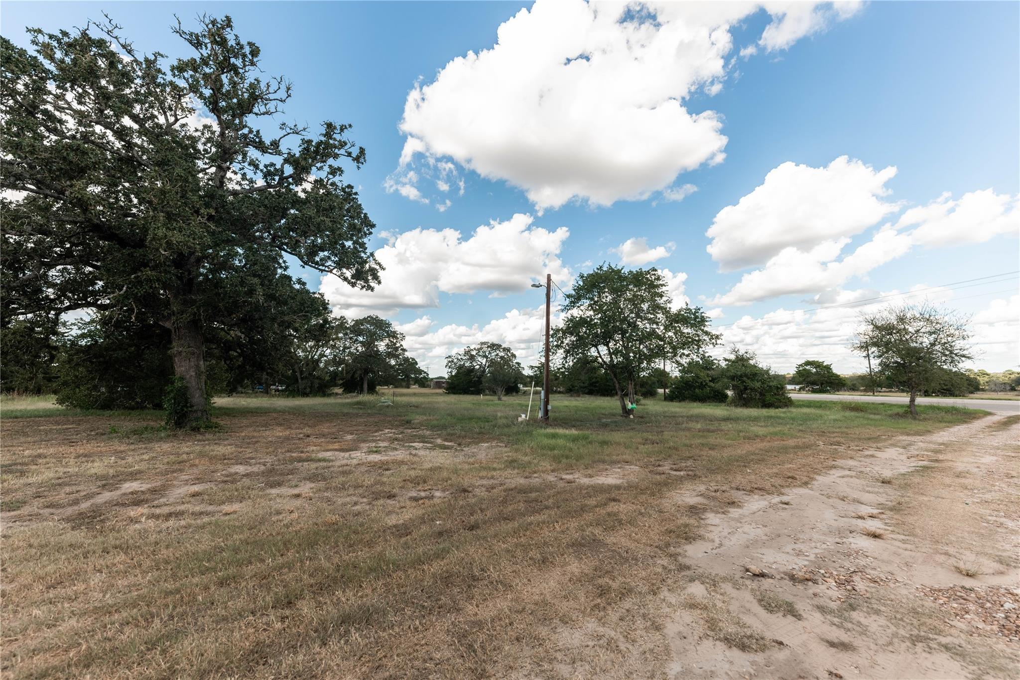 113 Hannah Rd # A, Smithville, TX 78957