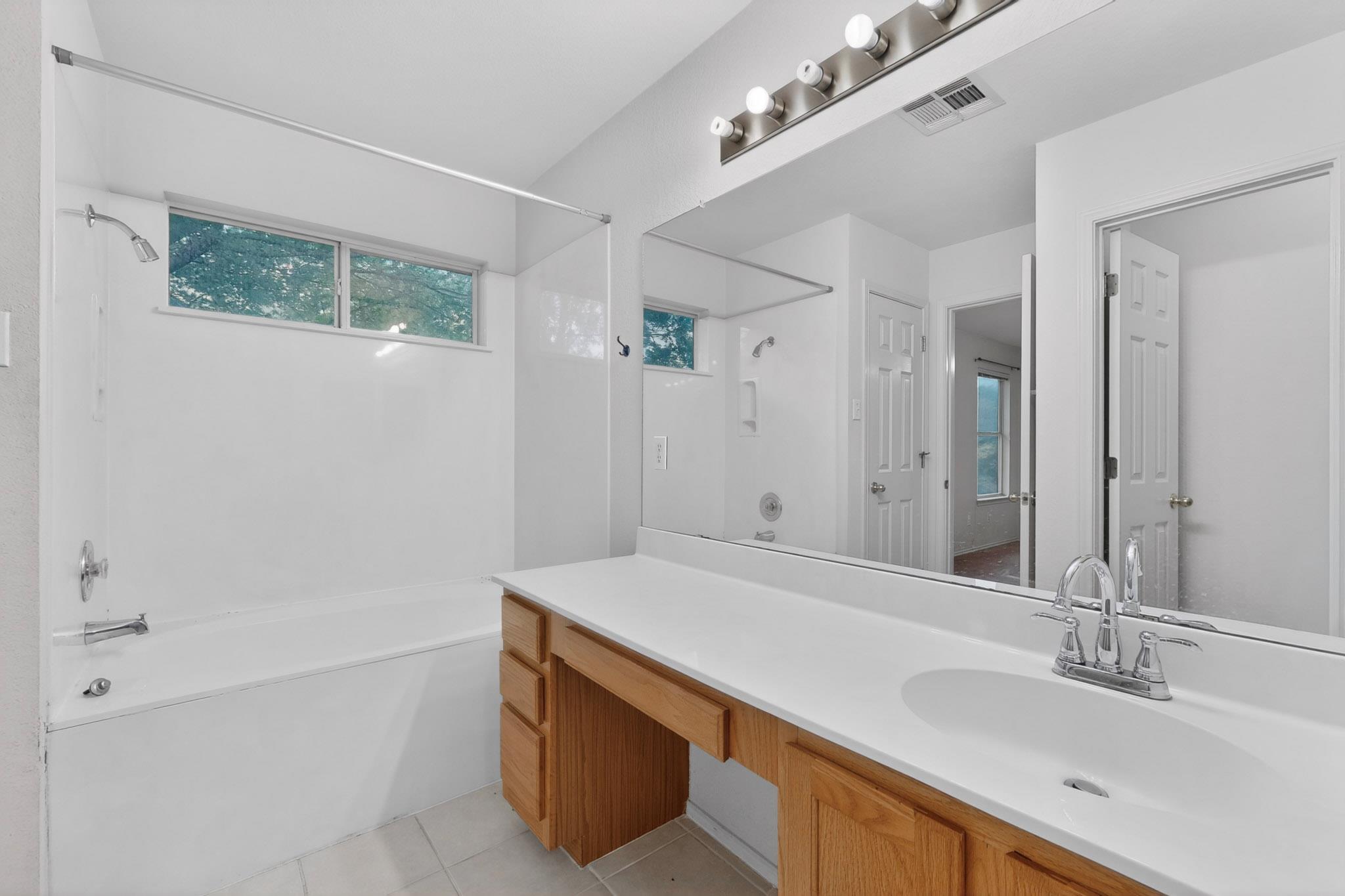 3412 Texas Topaz Dr, Austin, TX 78728