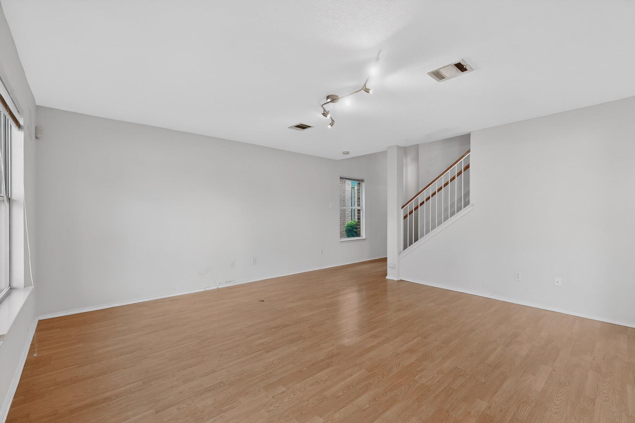 3412 Texas Topaz Dr, Austin, TX 78728