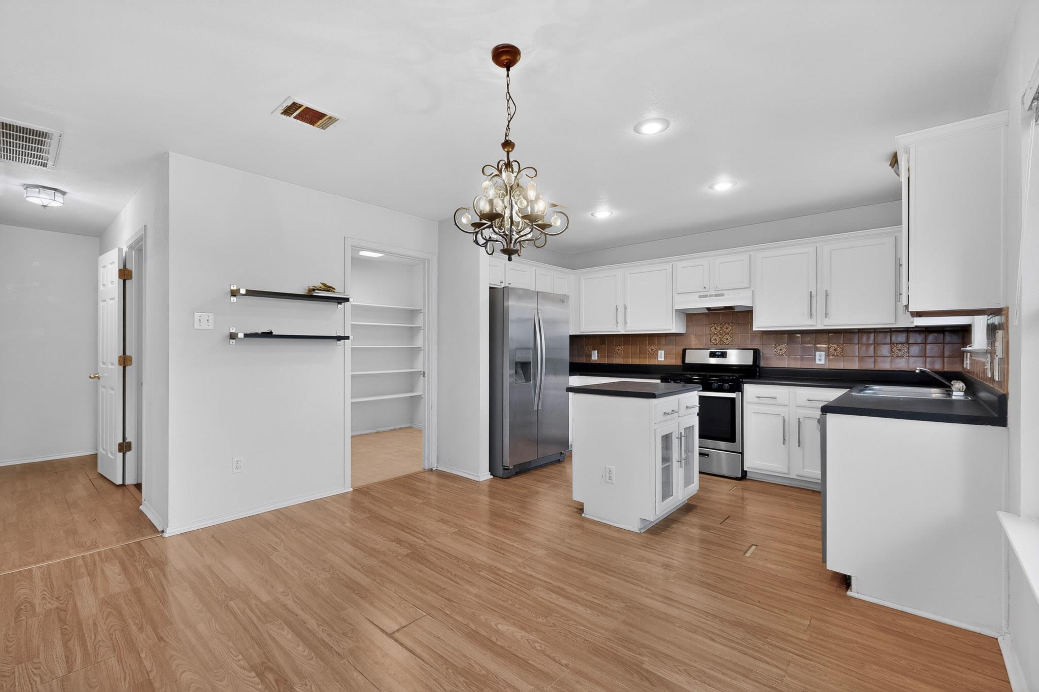 3412 Texas Topaz Dr, Austin, TX 78728