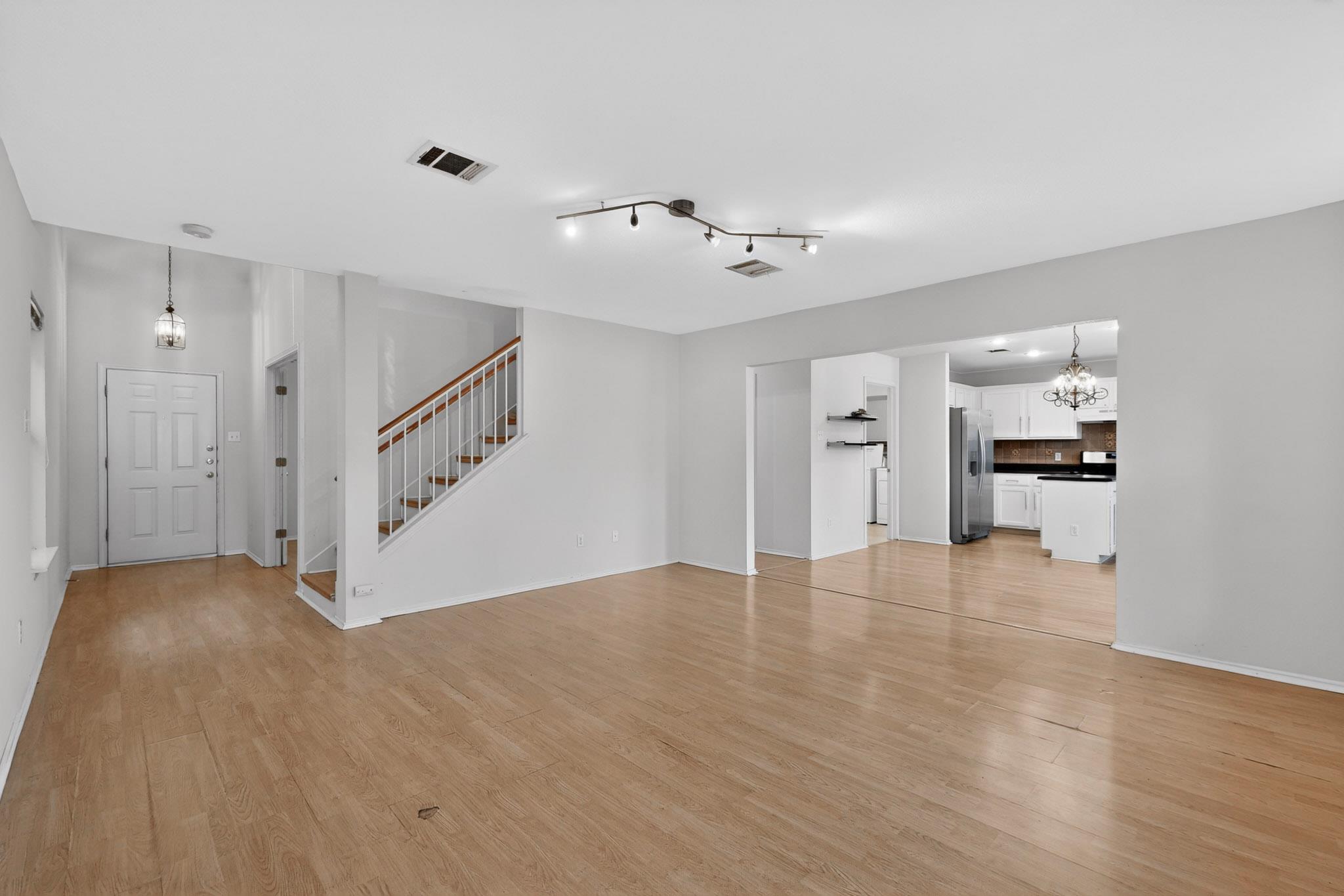 3412 Texas Topaz Dr, Austin, TX 78728