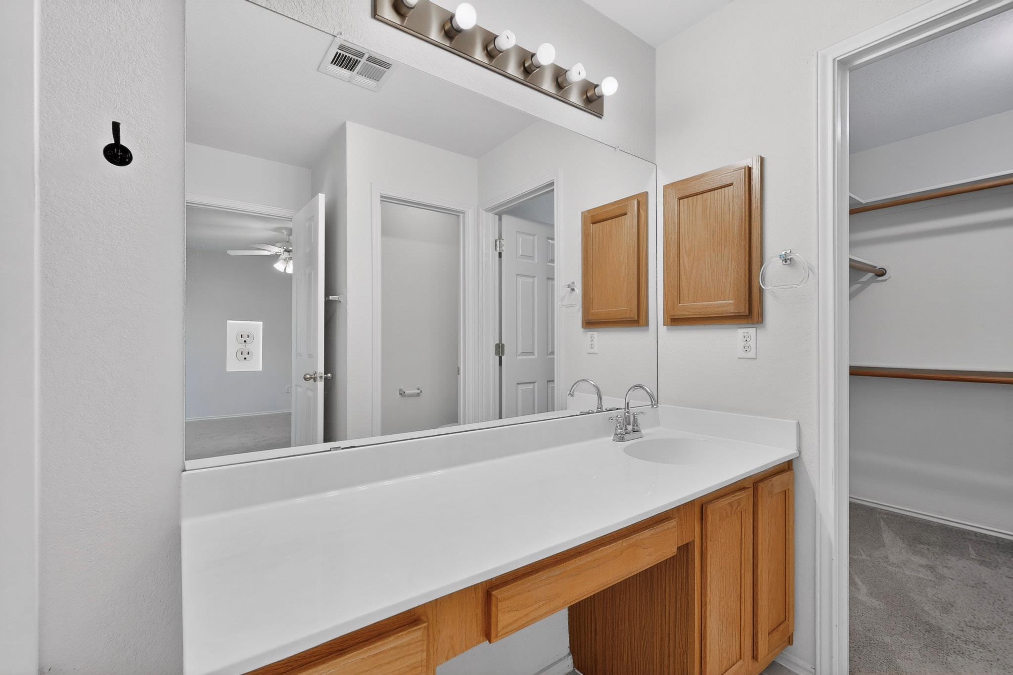 3412 Texas Topaz Dr, Austin, TX 78728