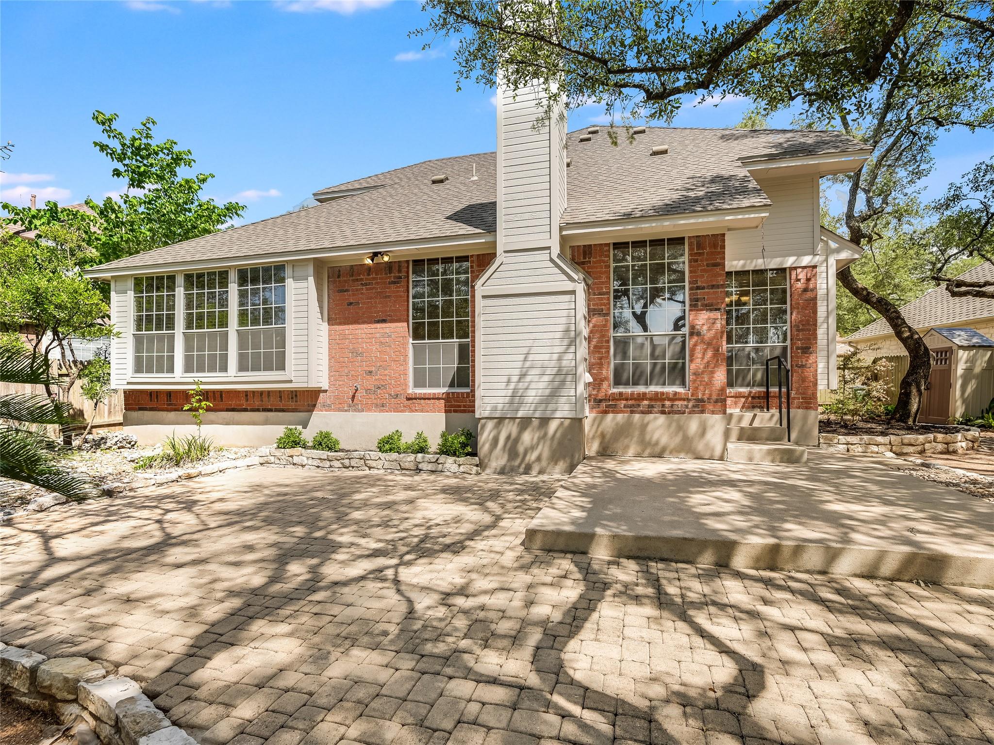 11017 RIO VISTA Dr, Austin, TX 78726