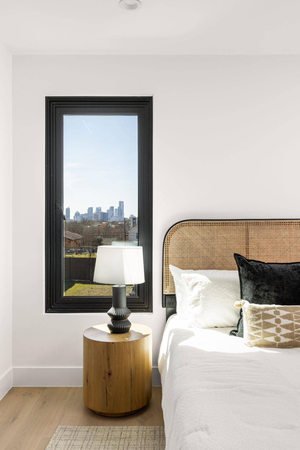 1610 Harvey St # 1, Austin, TX 78702