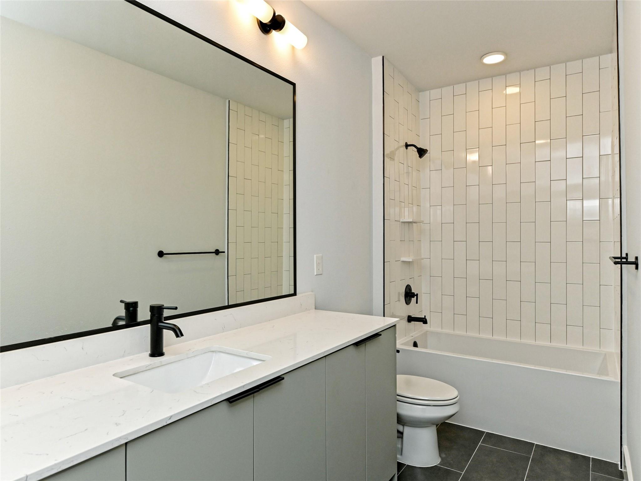 2500 Longview St # 518, Austin, TX 78705