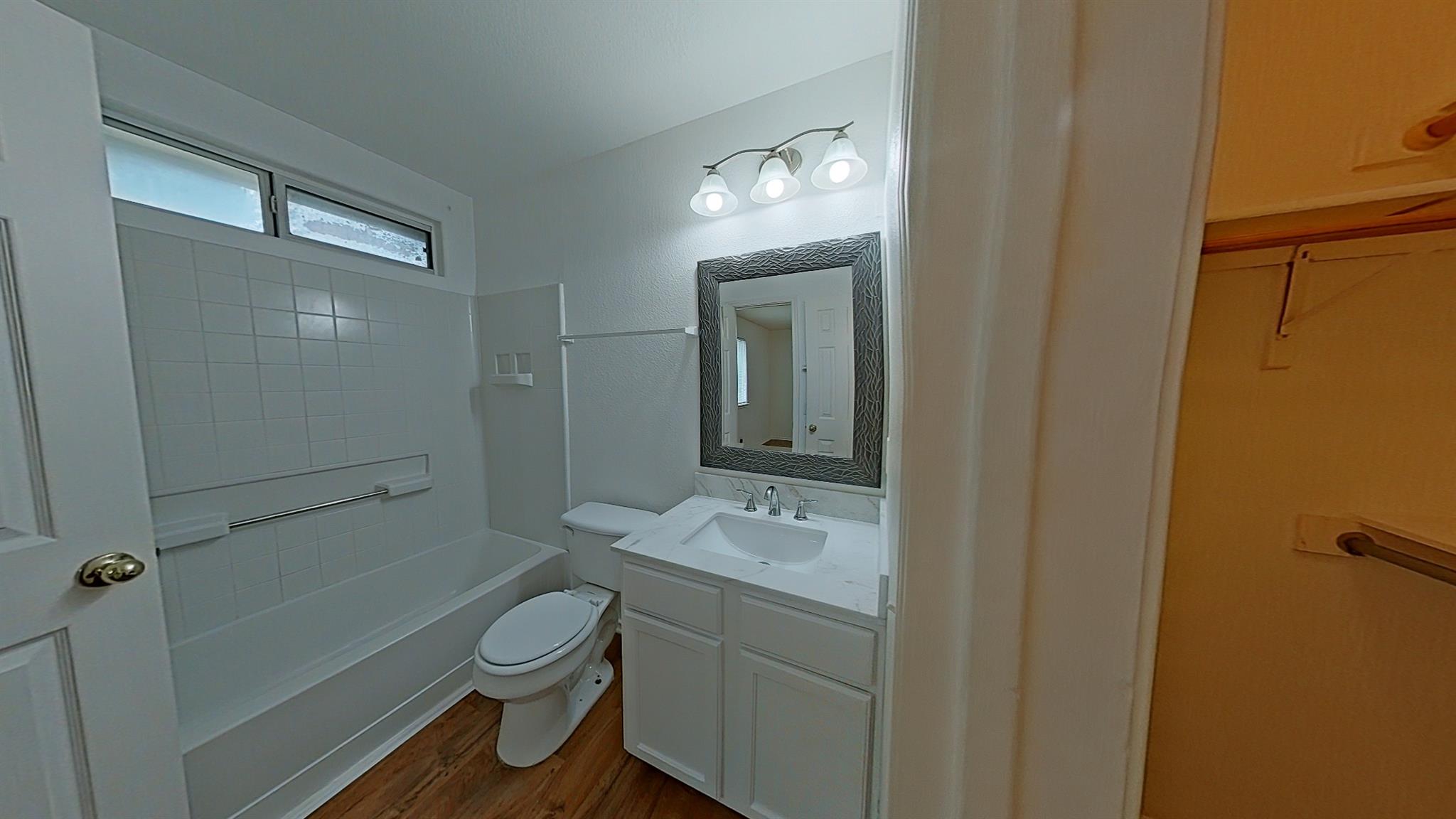 6909 Broad Brook Dr, Austin, TX 78747