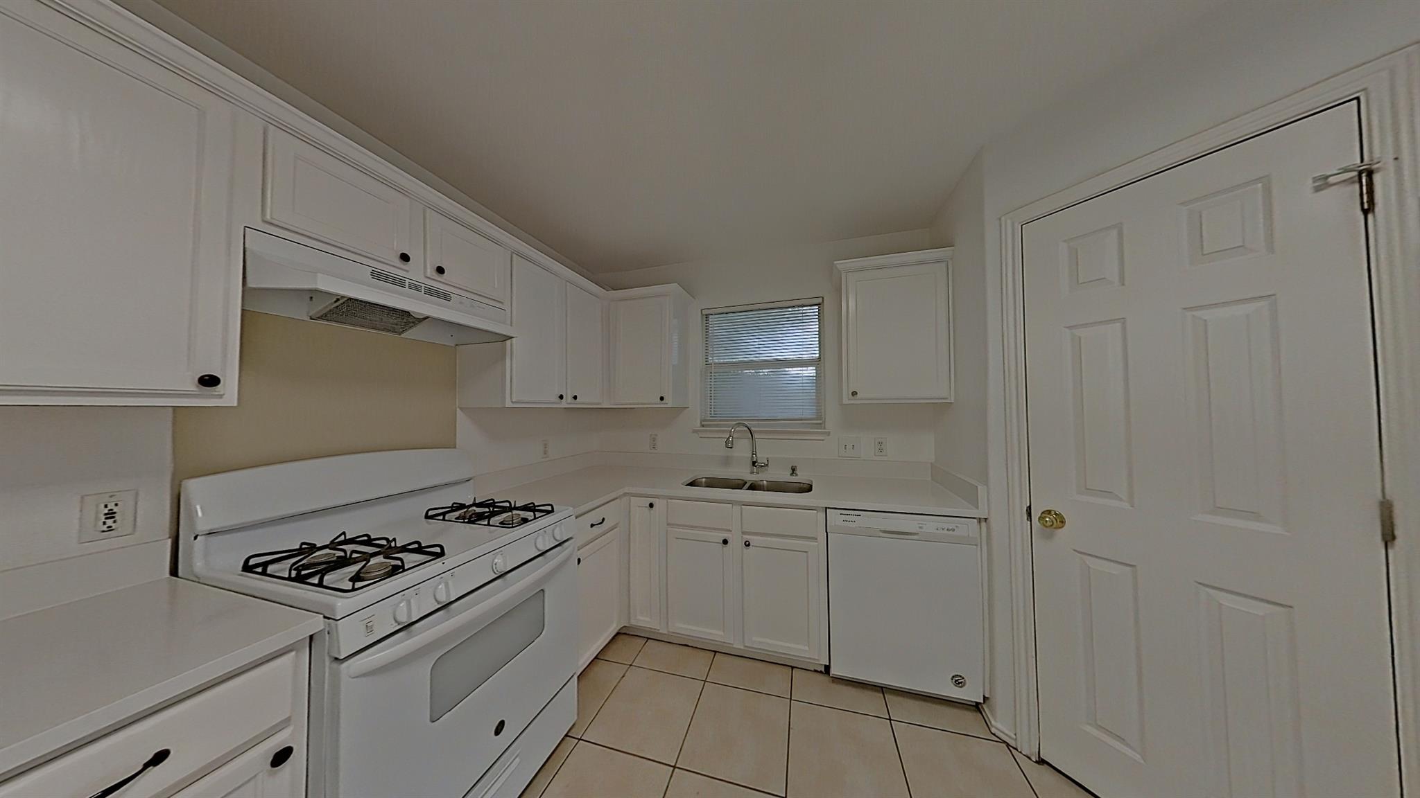 6909 Broad Brook Dr, Austin, TX 78747