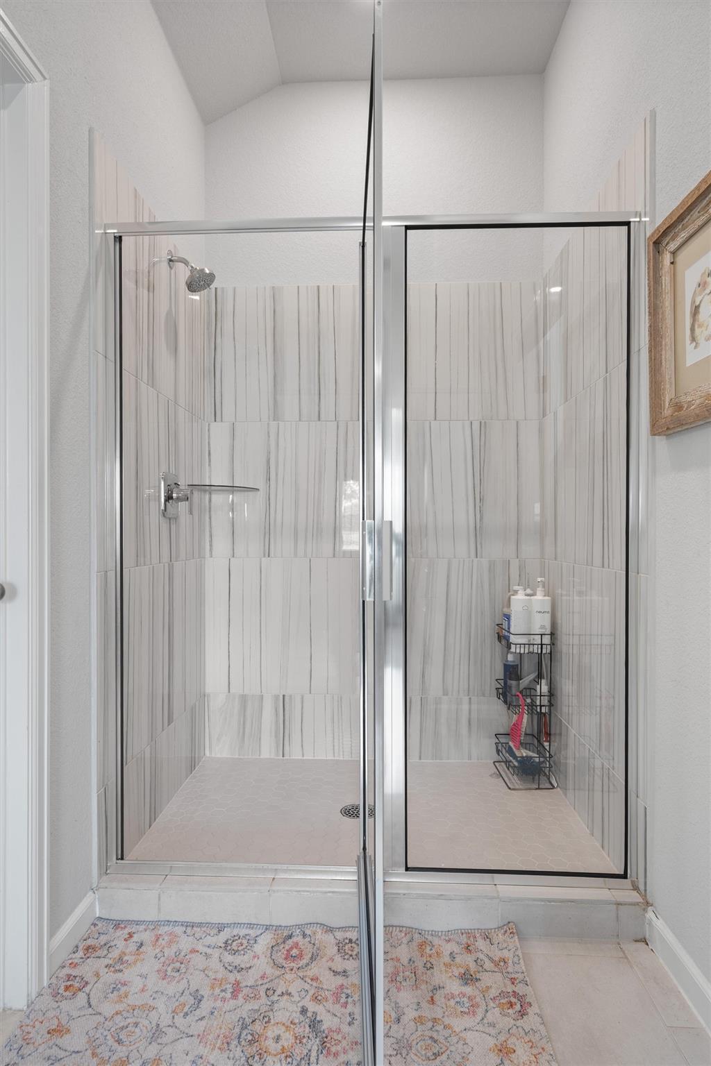 114 Patrick Herndon Dr, Bastrop, TX 78602