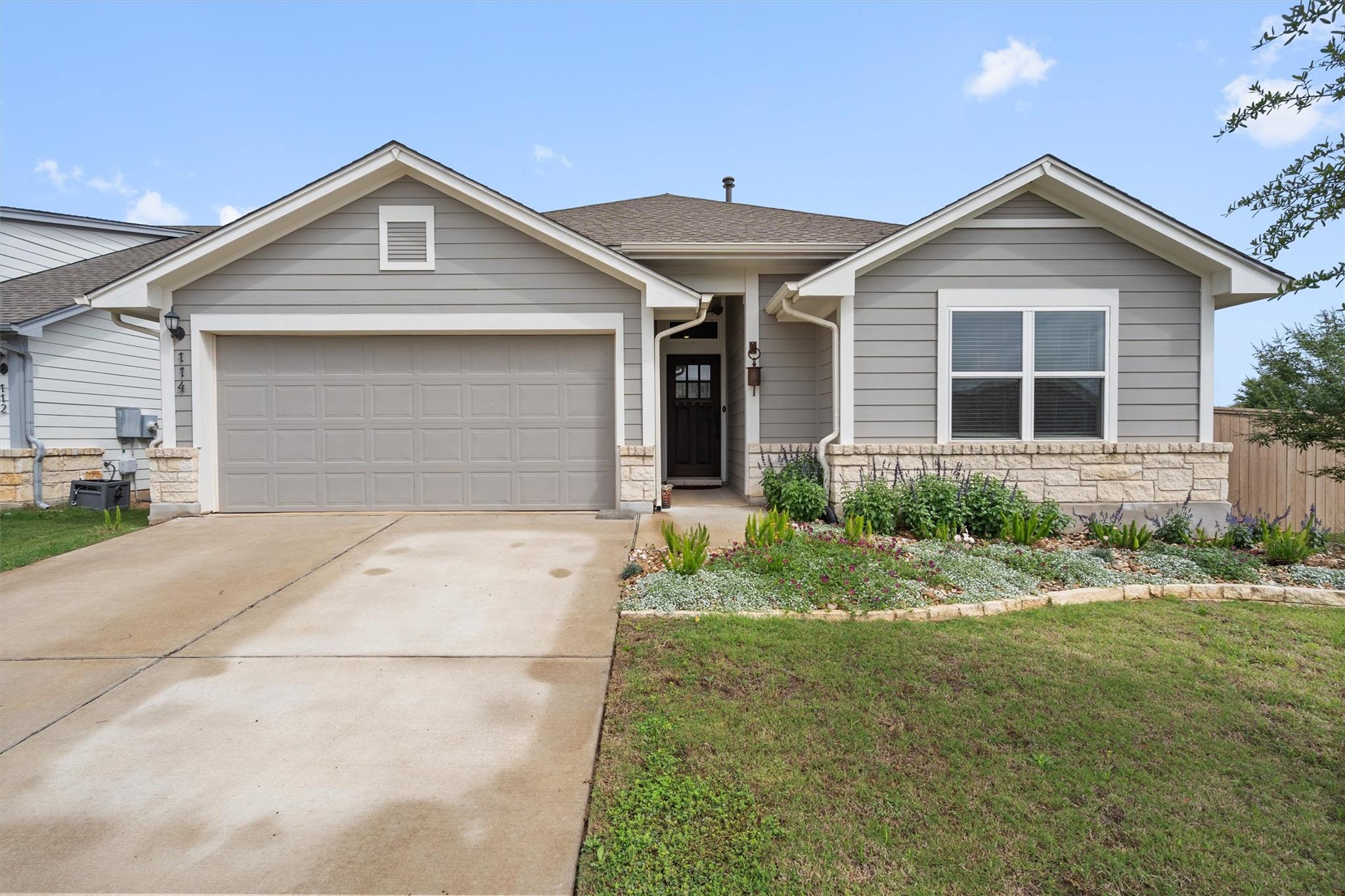 114 Patrick Herndon Dr, Bastrop, TX 78602