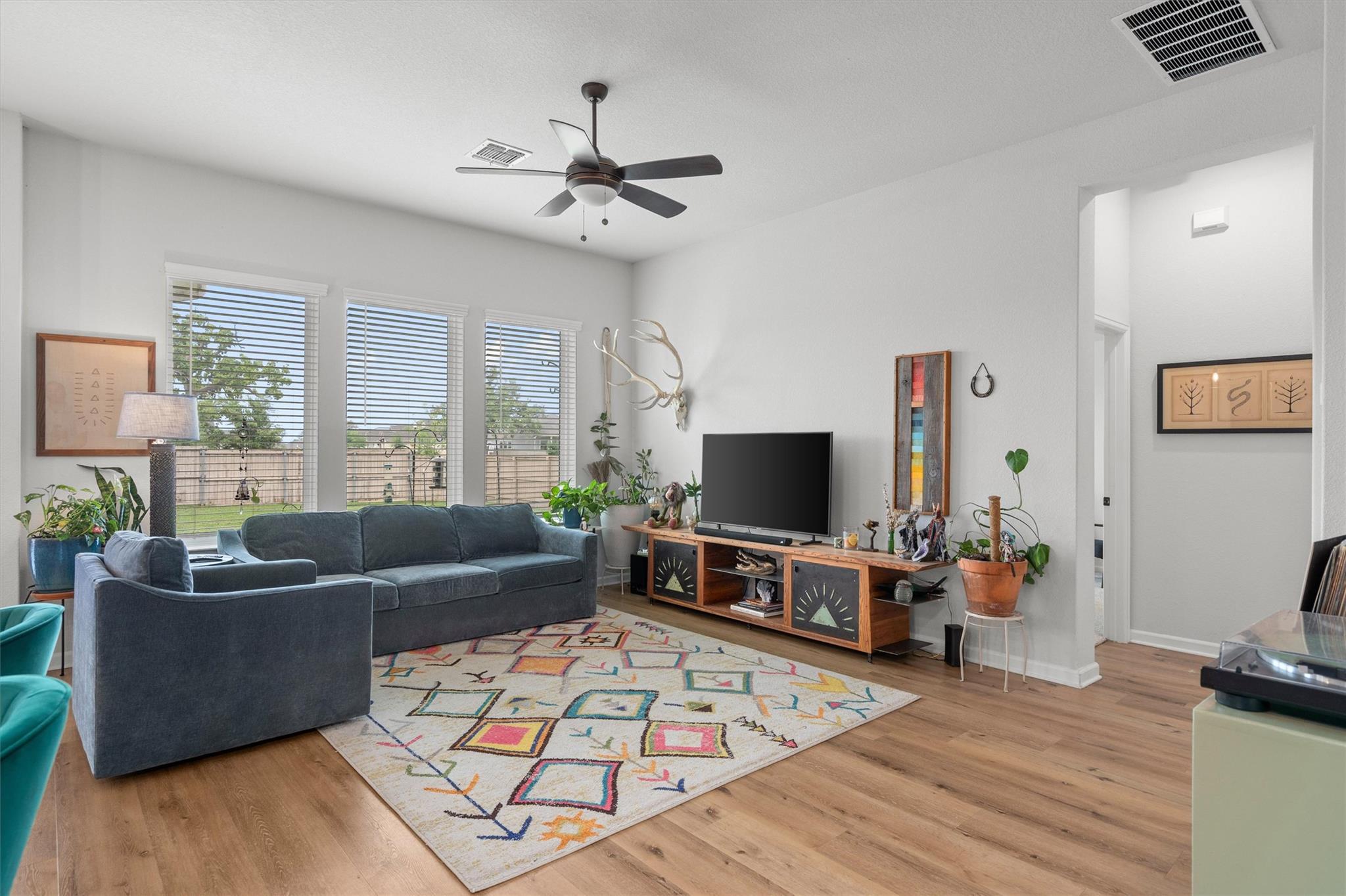 114 Patrick Herndon Dr, Bastrop, TX 78602