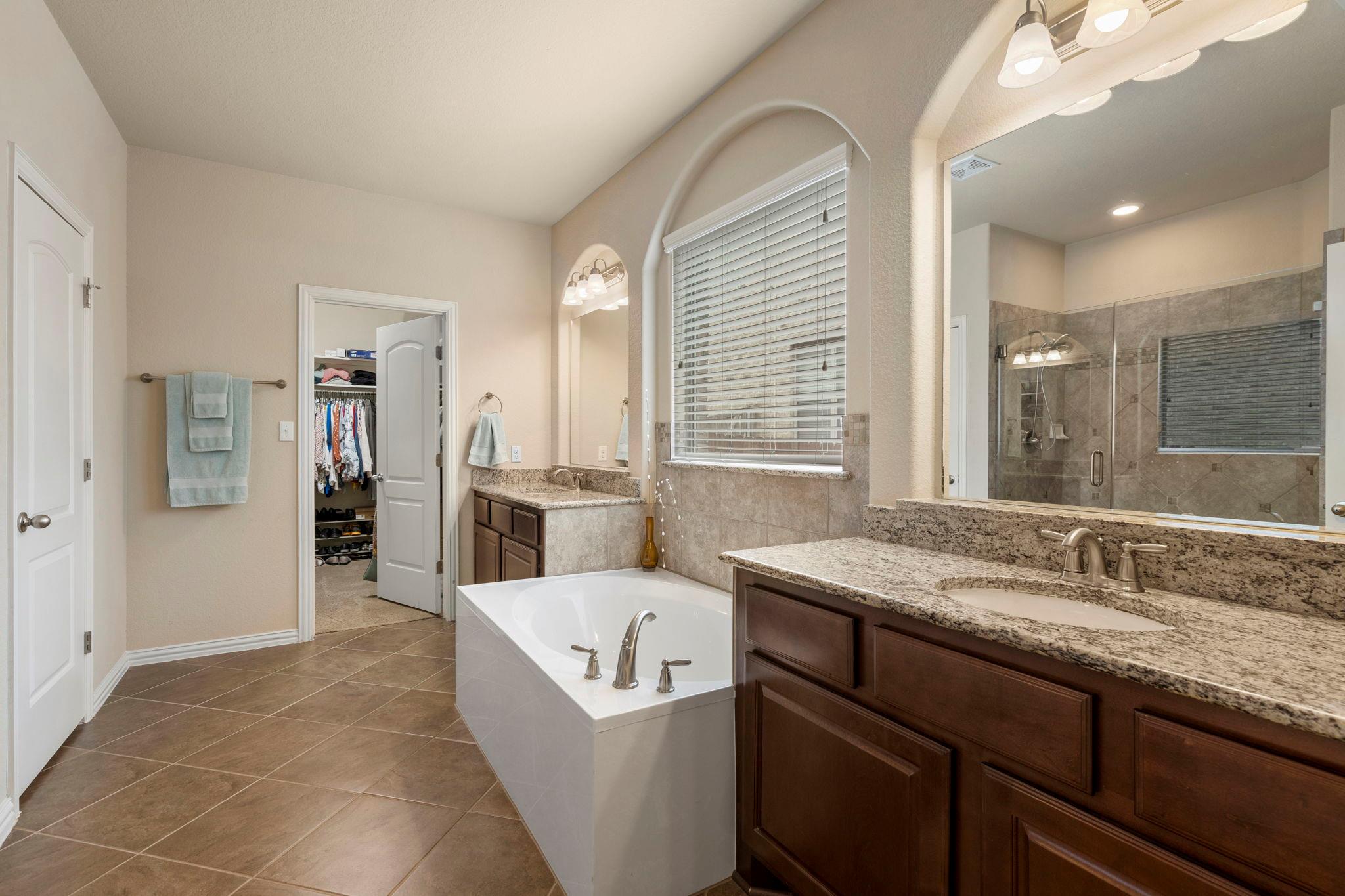 2124 Turtle Mountain Bnd, Austin, TX 78748