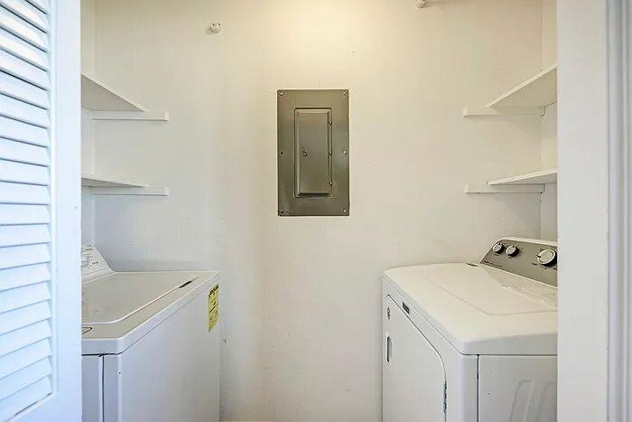 1510 W North Loop Blvd # 212, Austin, TX 78756