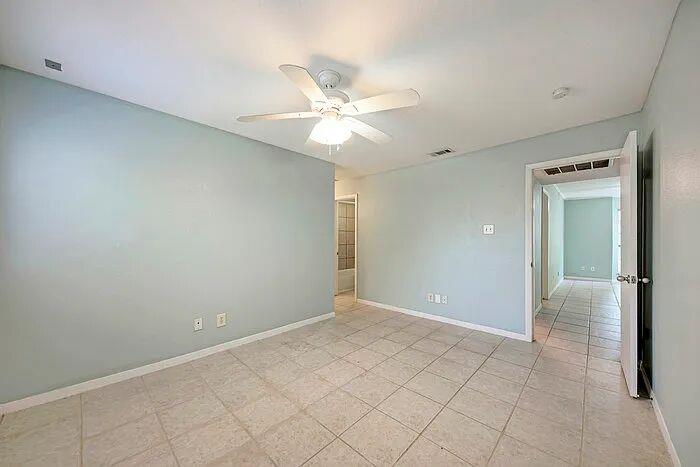 1510 W North Loop Blvd # 212, Austin, TX 78756