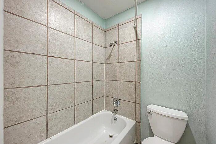 1510 W North Loop Blvd # 212, Austin, TX 78756