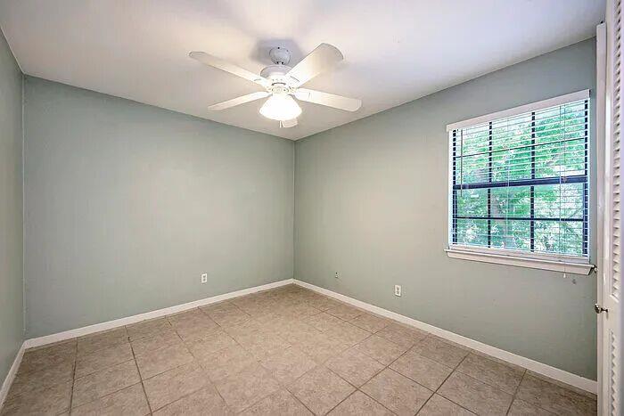 1510 W North Loop Blvd # 212, Austin, TX 78756