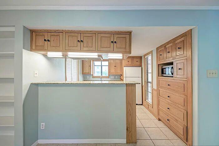 1510 W North Loop Blvd # 212, Austin, TX 78756
