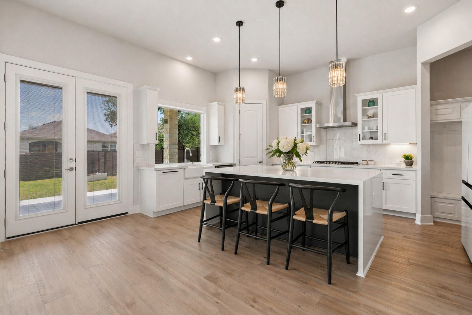 16813 Roselin Dr, Austin, TX 78738