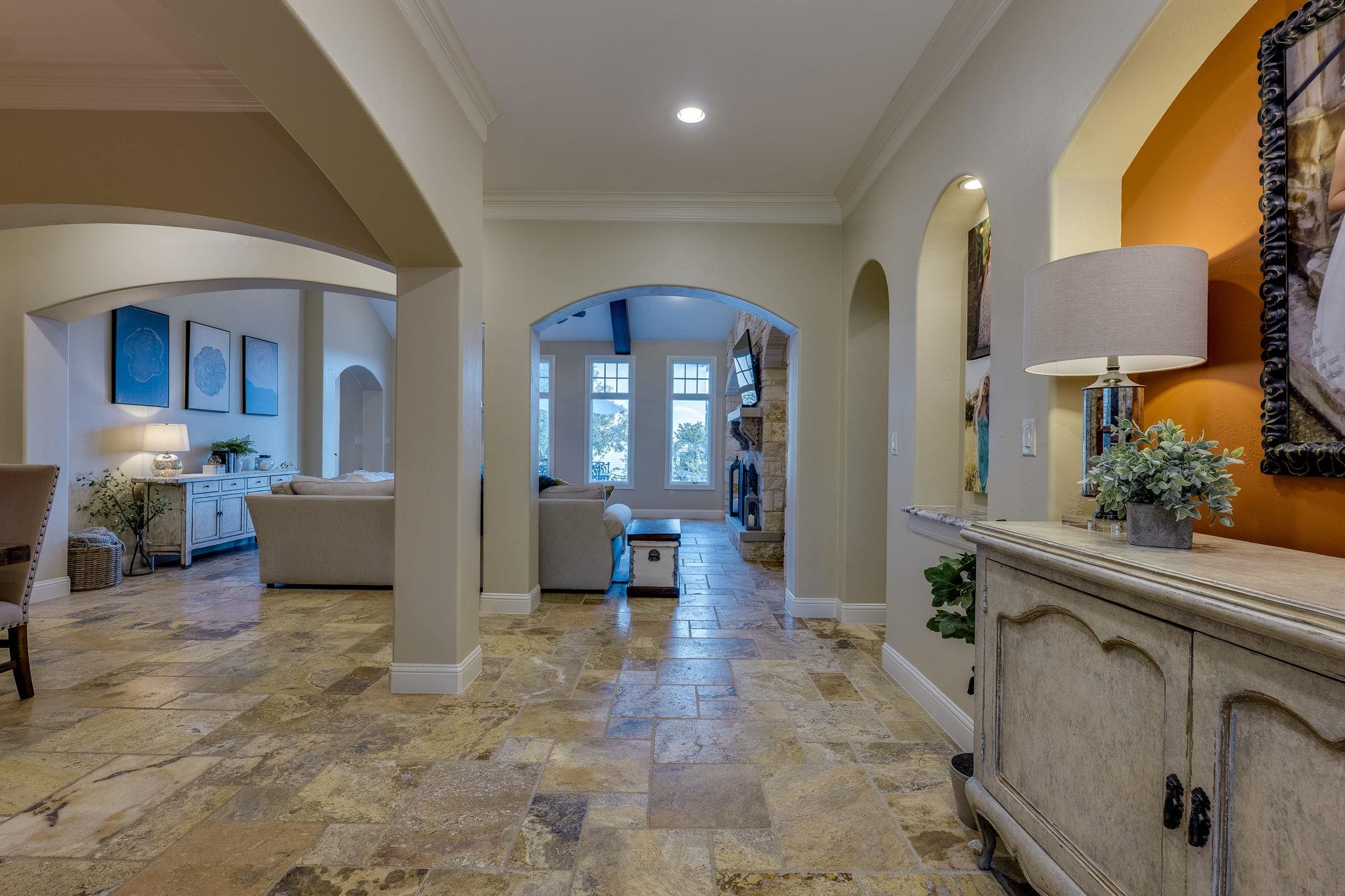 2703 Pyramid Dr, Austin, TX 78734