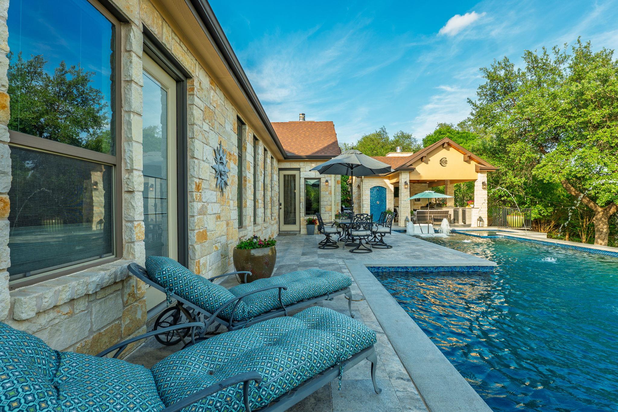 2703 Pyramid Dr, Austin, TX 78734