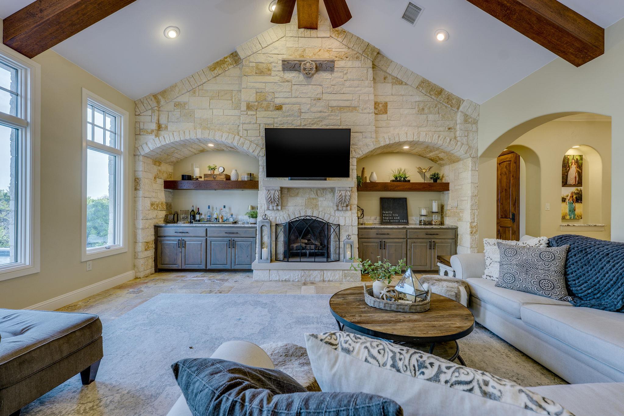 2703 Pyramid Dr, Austin, TX 78734