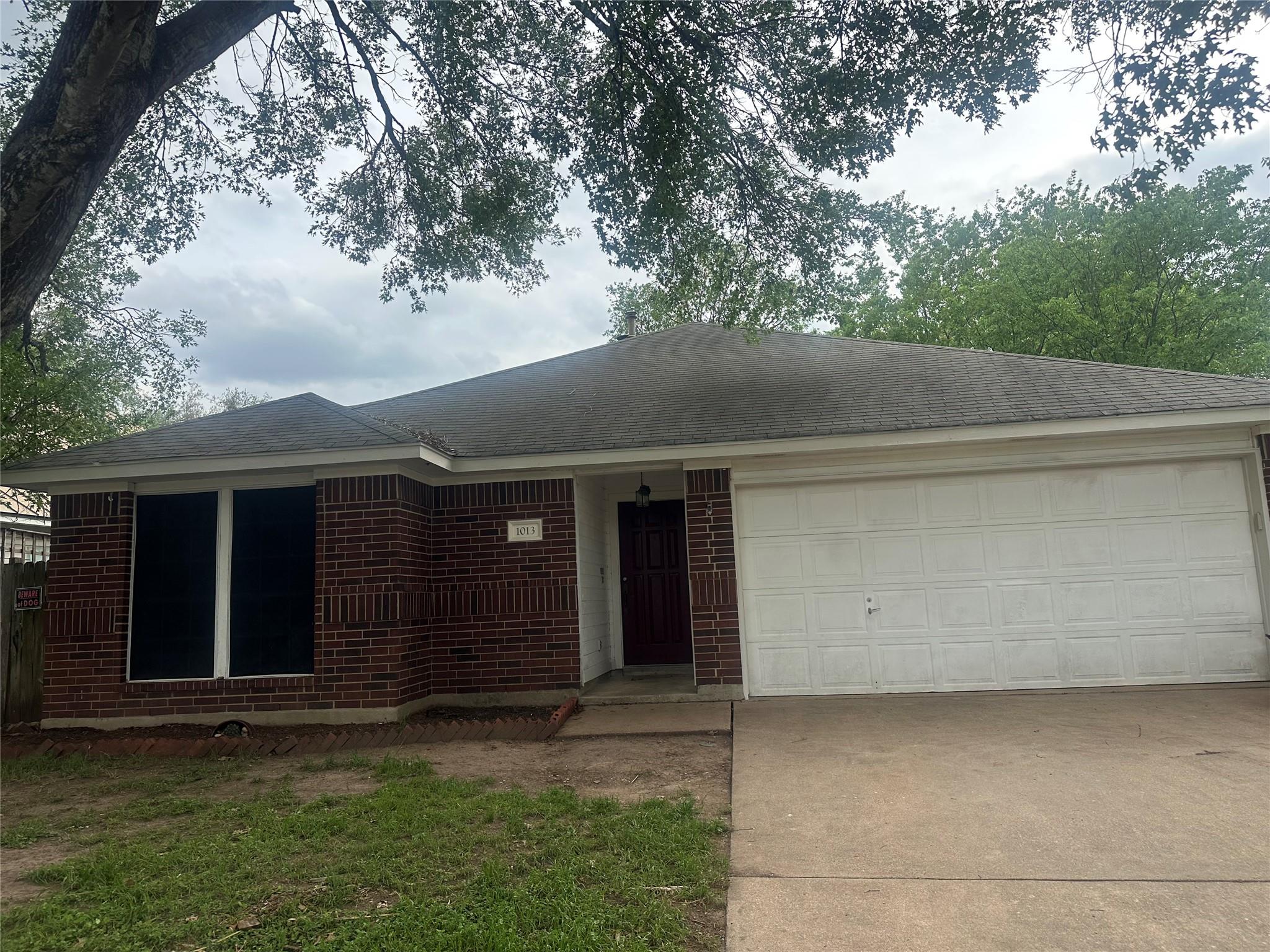 1013 Great Britain Blvd, Austin, TX 78748