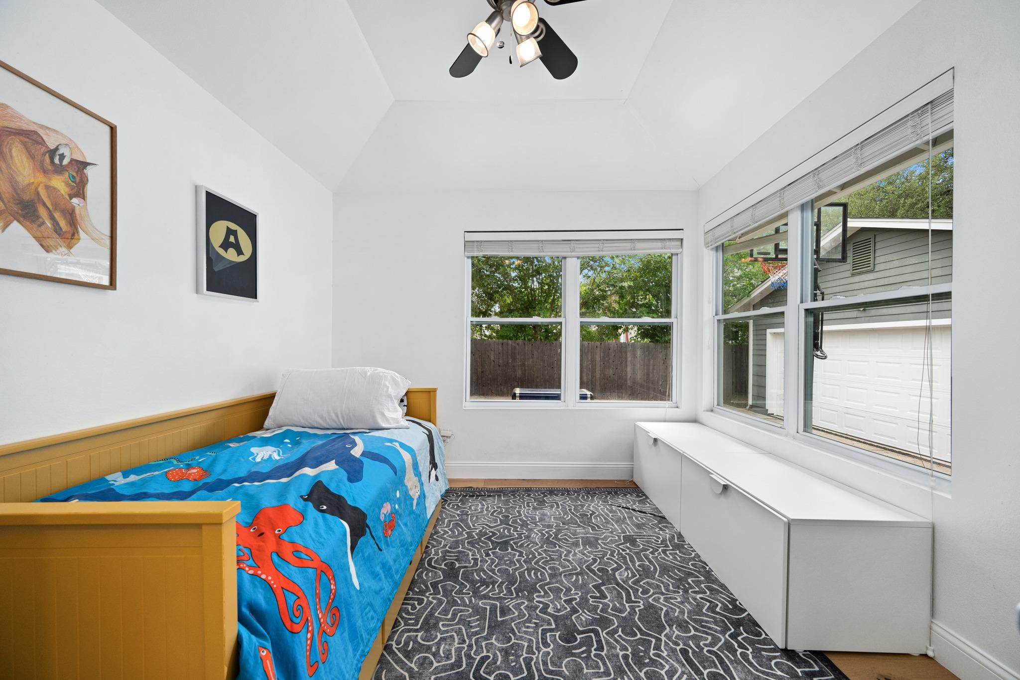 1713 Madison Ave, Austin, TX 78757