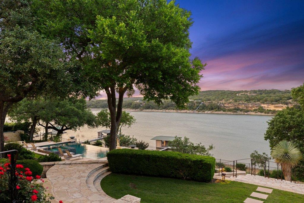 24721 Travis Lakeside Cv, Spicewood, TX 78669