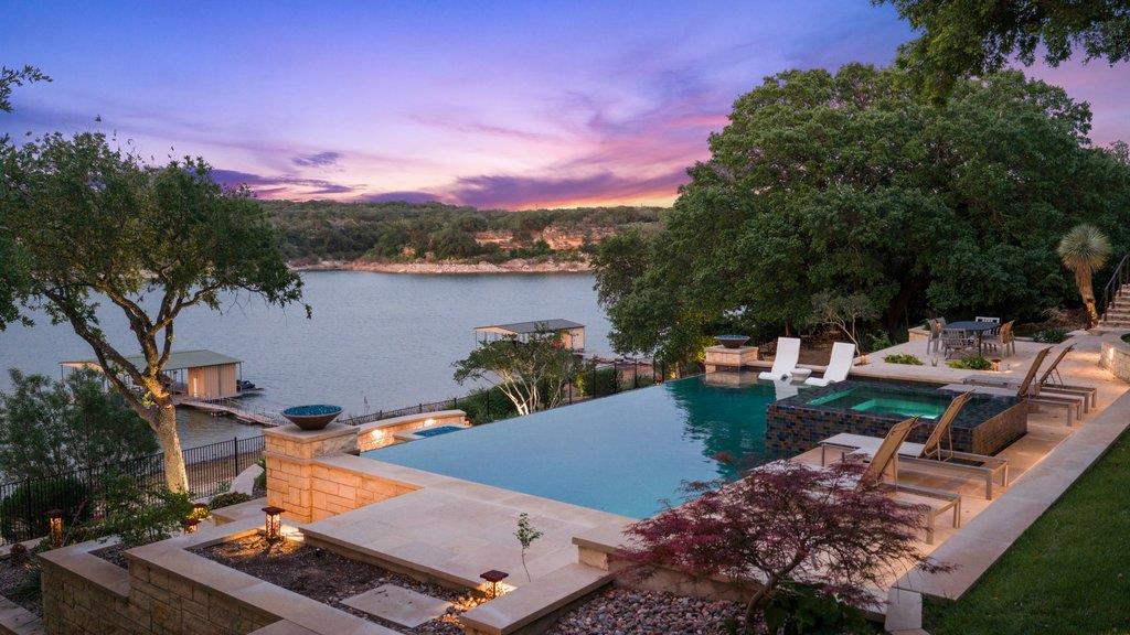 24721 Travis Lakeside Cv, Spicewood, TX 78669