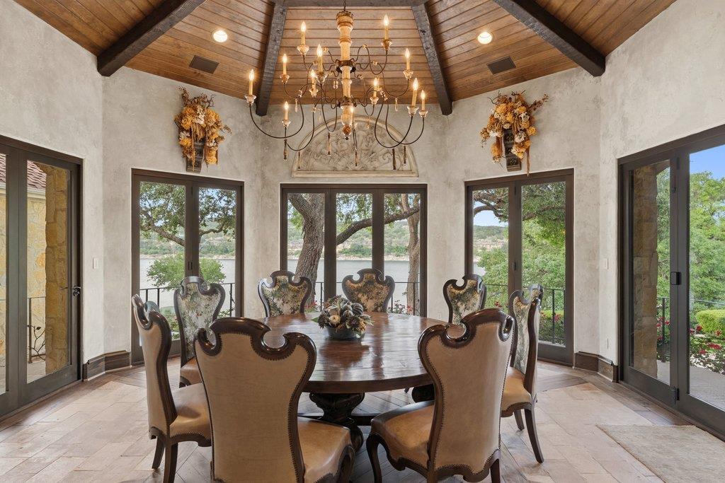 24721 Travis Lakeside Cv, Spicewood, TX 78669