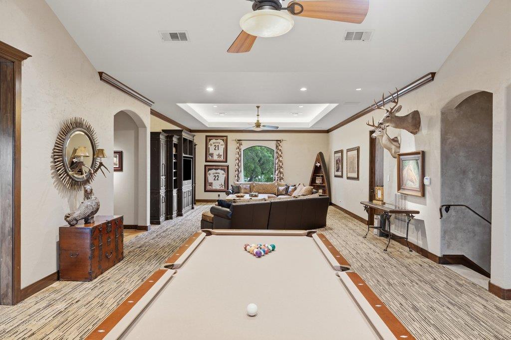 24721 Travis Lakeside Cv, Spicewood, TX 78669